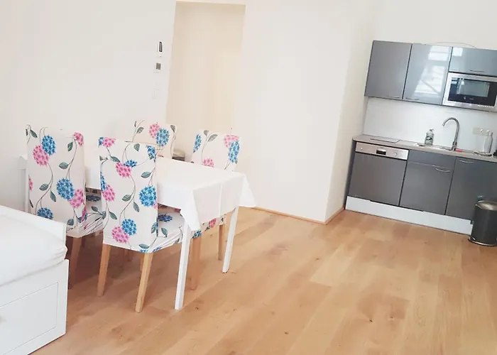 Sobieski District-1 Ring Appartement